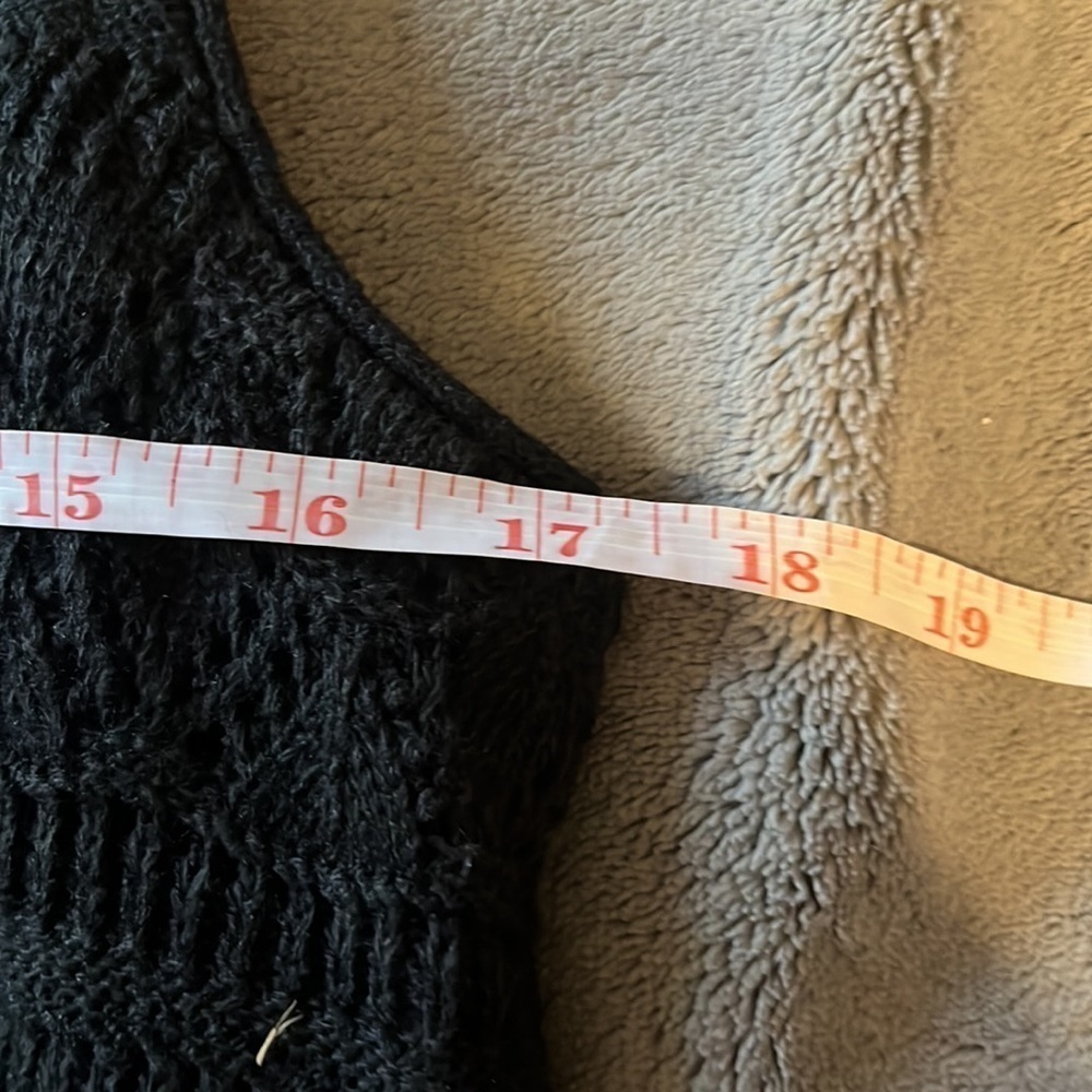 BLACK button up sleeveless cardigan - Picture 9 of 11